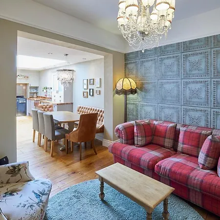 Holiday home Host & - Isla House Whitby