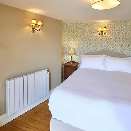 Host & - Isla House *