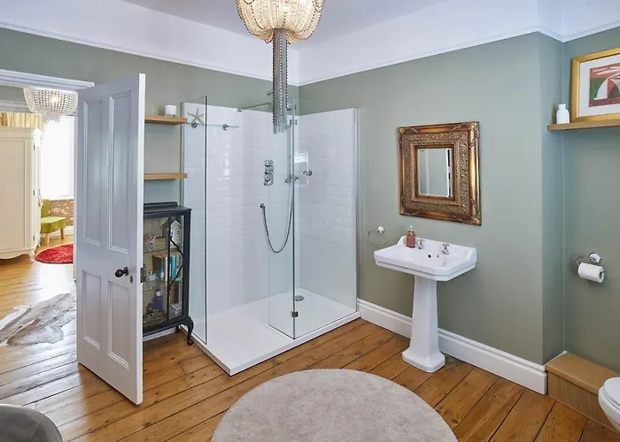 Сasa de vacaciones Host & - Isla House Whitby