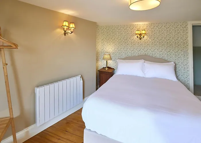 Host & - Isla House *