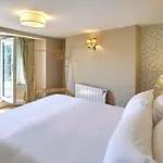 Host & - Isla House Уитби